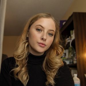 Meet your Posher, Carly